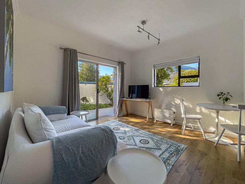 To Let 1 Bedroom Property for Rent in Hout Bay Western Cape